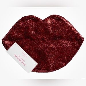 2 NEW SEQUINS LIP PLACEMATS ISAAC MIZRAHI DARK RED POLYESTER 18" X 13" DATE NITE